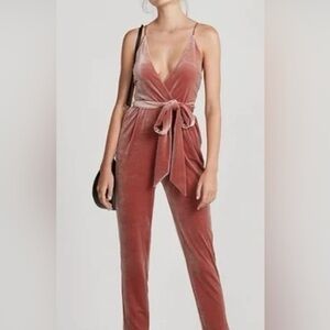 Express Deep V Full Velvet Jumpsuit in Rose Pink with Belt Size 6‎